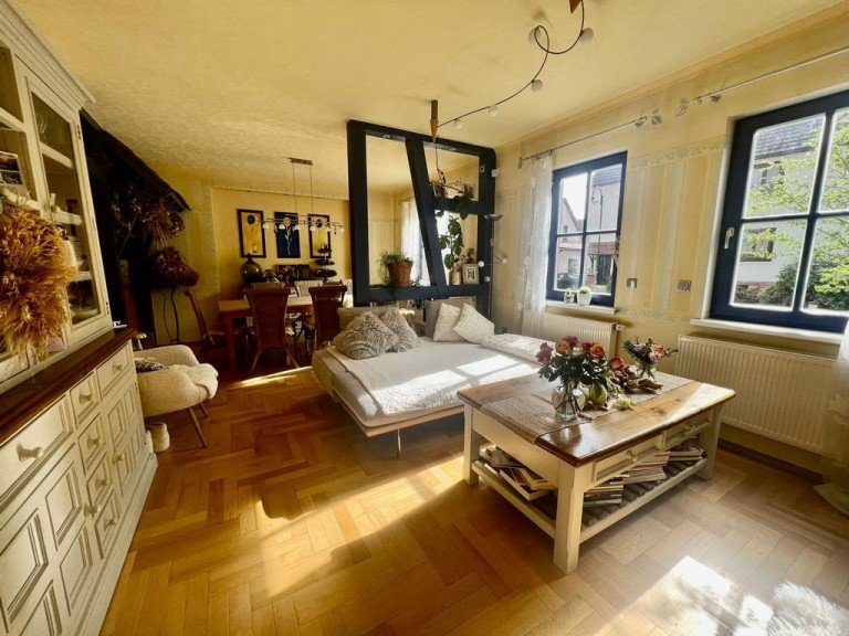  Geschwenda Ilmkreis Einfamilienhaus Geschwenda- Moderner Landhauscharme, Rosenreigen mit zartem Rosenduft...