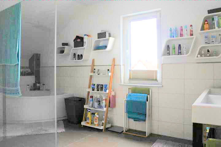 Bad DG Einfamilienhaus Wilburgstetten