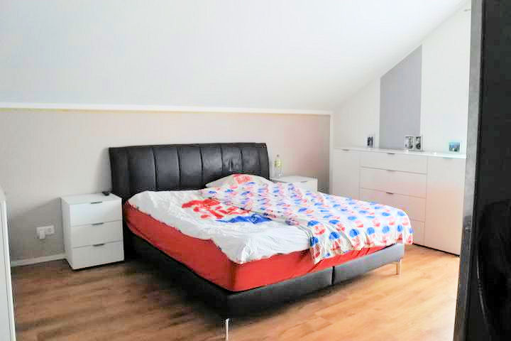 Schlafzimmer, DG Einfamilienhaus Wilburgstetten