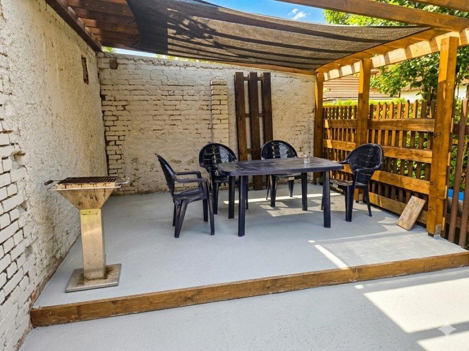 Freisitz mit Grill f�r Alle Zimmer Erfurt